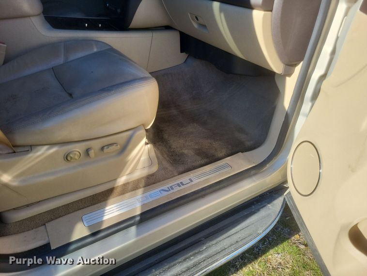 image for item EJ8129 2009 GMC  Yukon  SUV