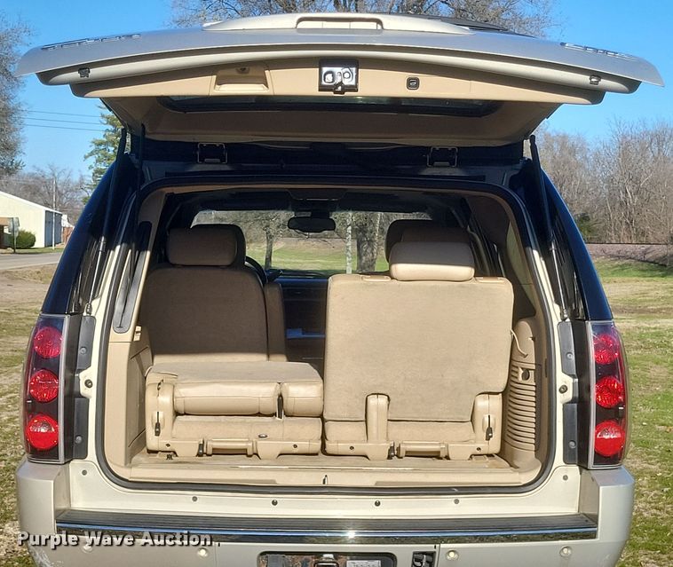 image for item EJ8129 2009 GMC  Yukon  SUV