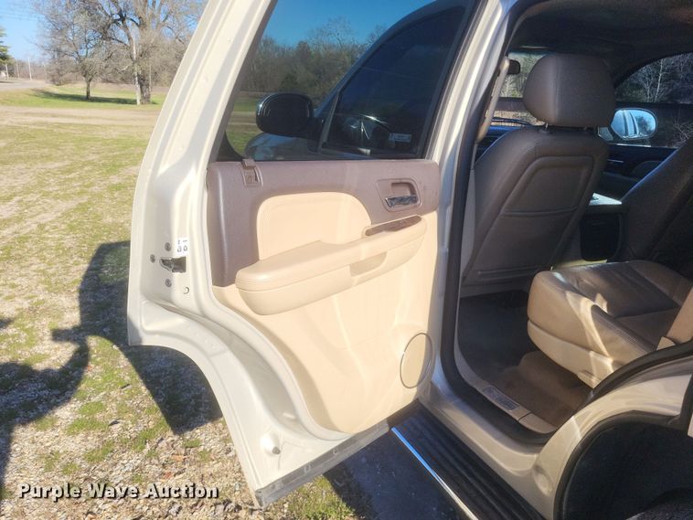 image for item EJ8129 2009 GMC  Yukon  SUV