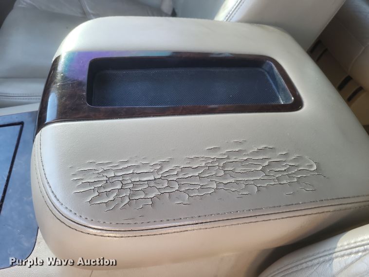 image for item EJ8129 2009 GMC  Yukon  SUV