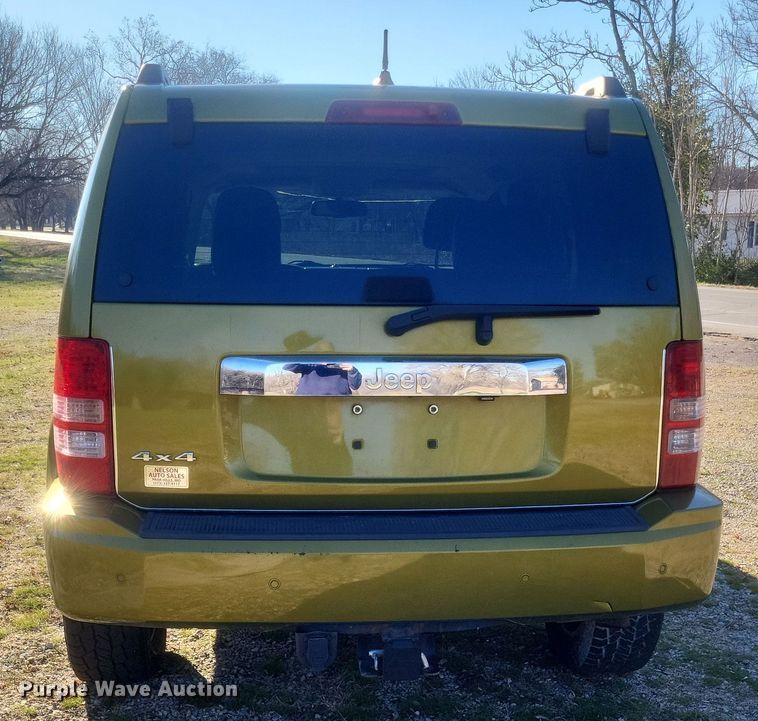 image for item EJ8130 2012 Jeep Liberty SUV