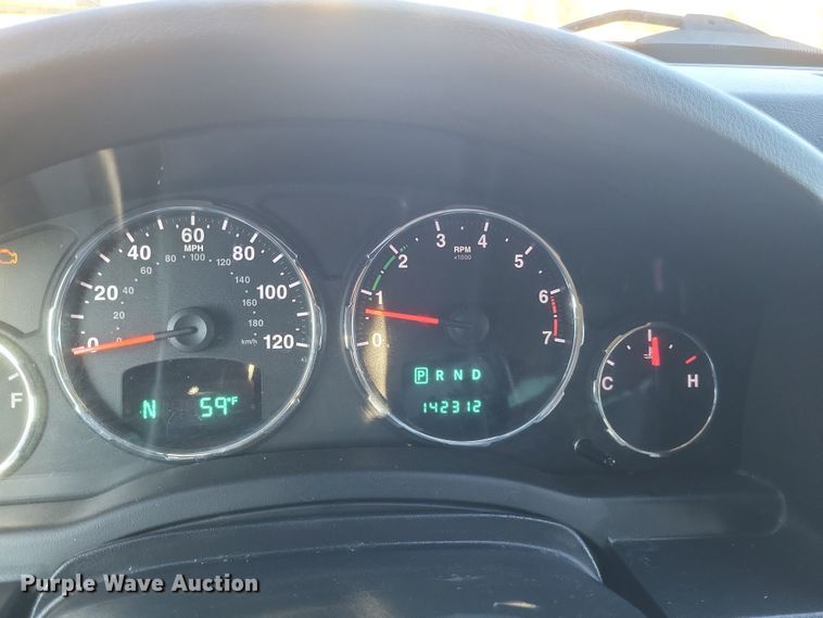 image for item EJ8130 2012 Jeep Liberty SUV