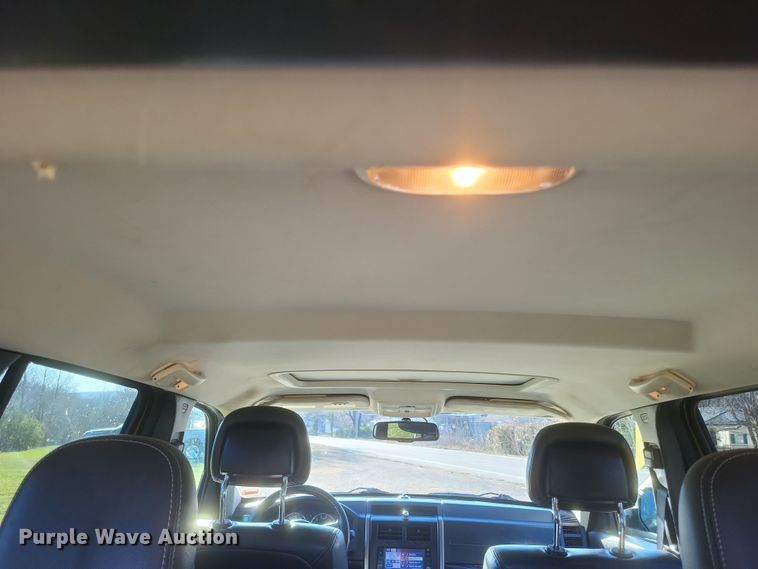 image for item EJ8130 2012 Jeep Liberty SUV