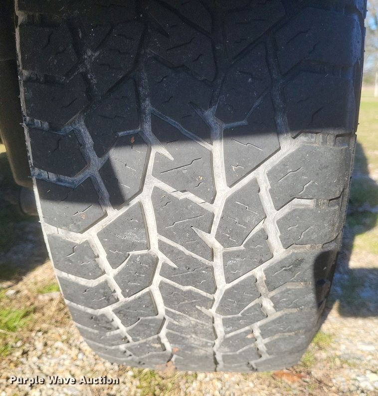 image for item EJ8130 2012 Jeep Liberty SUV