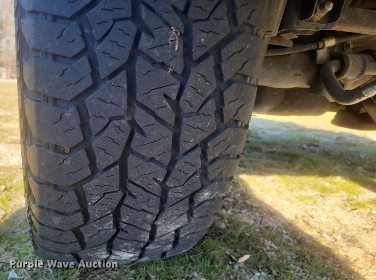 image for item EJ8130 2012 Jeep Liberty SUV