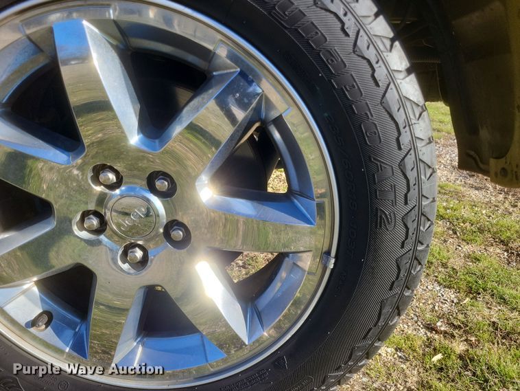 image for item EJ8130 2012 Jeep Liberty SUV