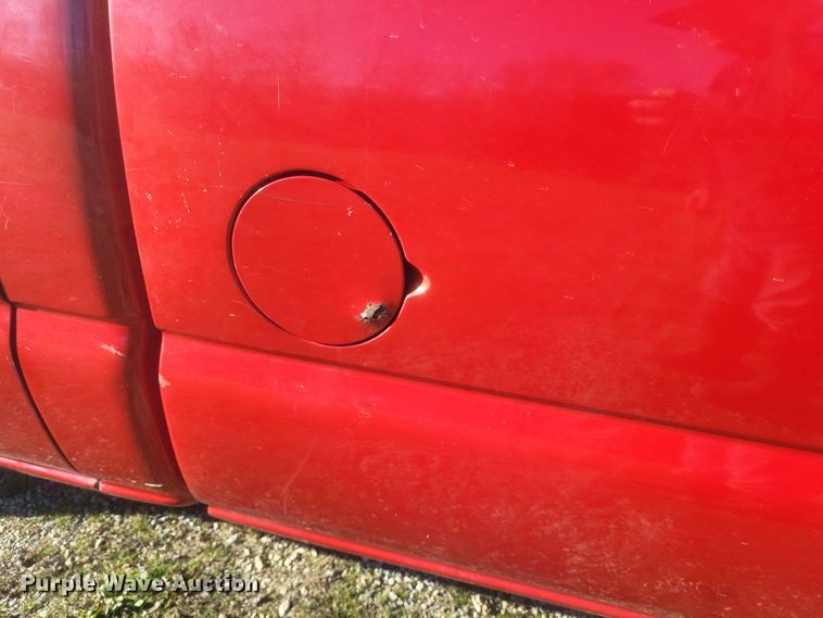 image for item EJ8131 2002 Chevrolet  Silverado 1500 pickup truck