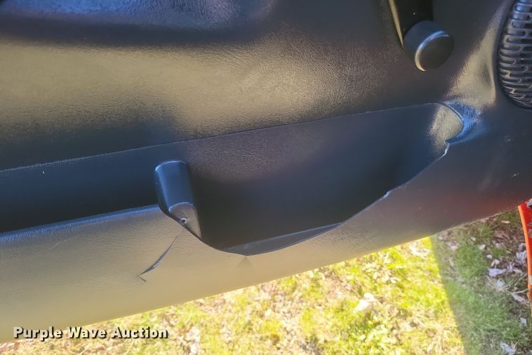 image for item EJ8131 2002 Chevrolet  Silverado 1500 pickup truck