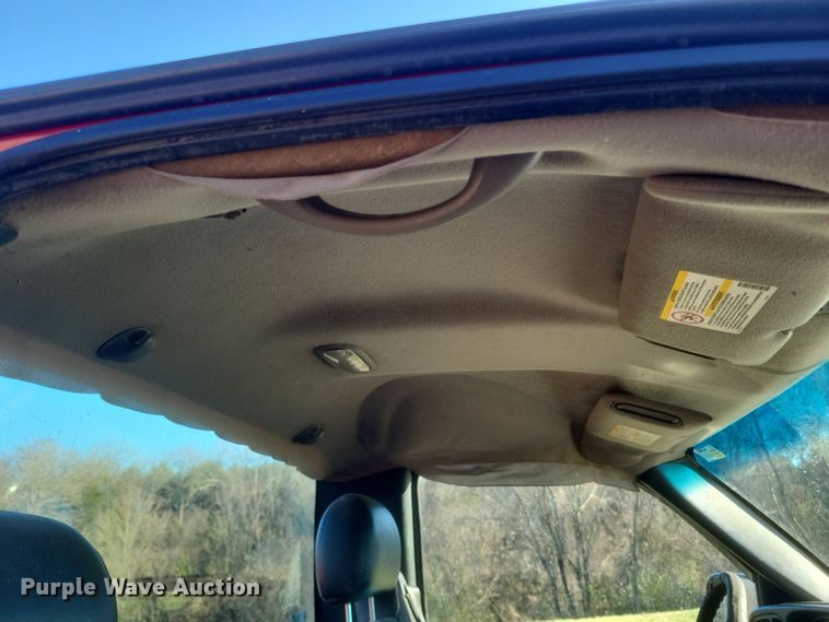 image for item EJ8131 2002 Chevrolet  Silverado 1500 pickup truck