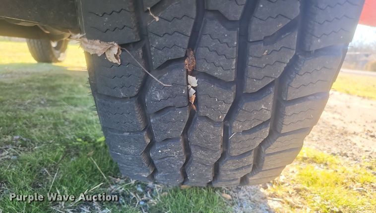 image for item EJ8131 2002 Chevrolet  Silverado 1500 pickup truck