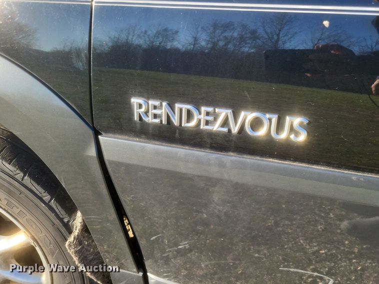 image for item EJ8132 2003 Buick  Rendezvous SUV