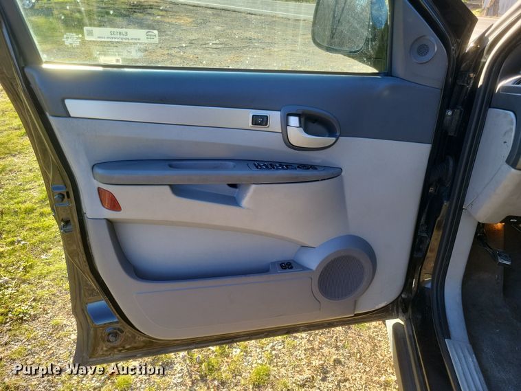 image for item EJ8132 2003 Buick  Rendezvous SUV