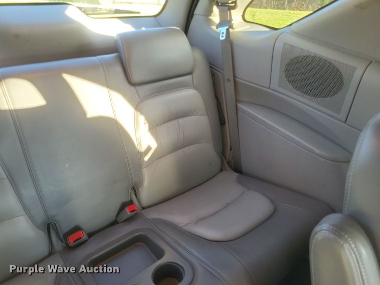 image for item EJ8132 2003 Buick  Rendezvous SUV