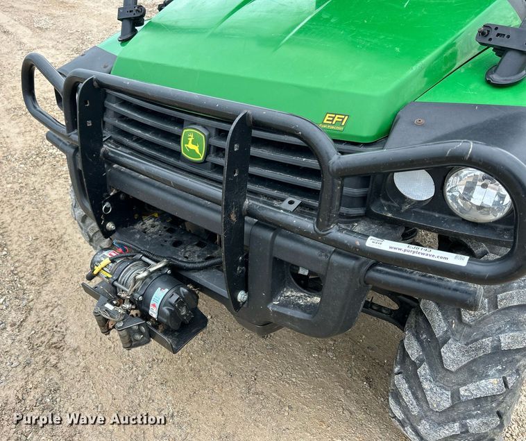 image for item EJ8143 2014 John Deere  Gator 825 utility vehicle
