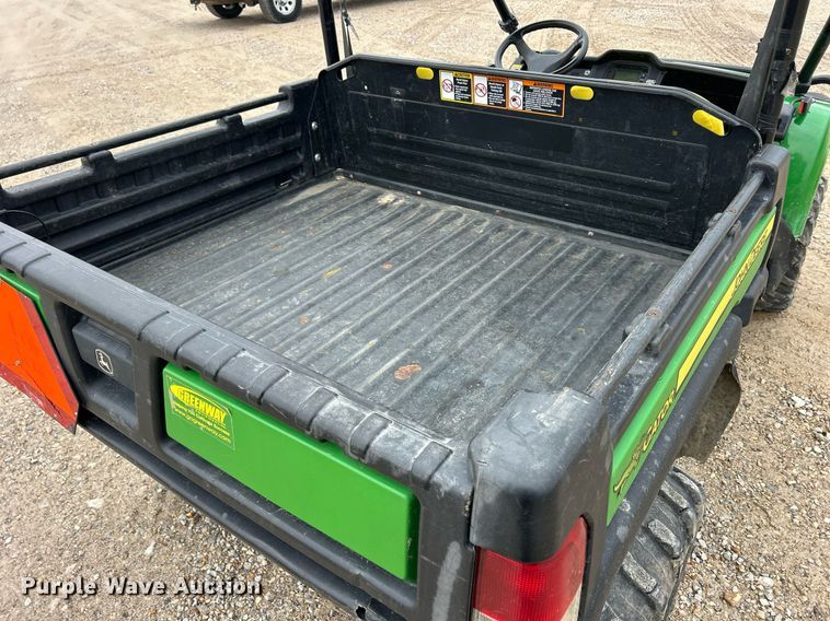image for item EJ8143 2014 John Deere  Gator 825 utility vehicle