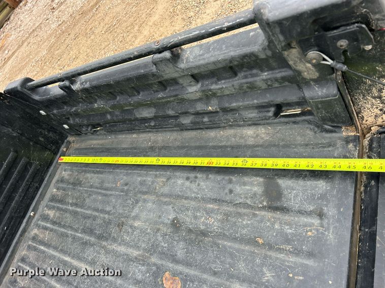 image for item EJ8143 2014 John Deere  Gator 825 utility vehicle