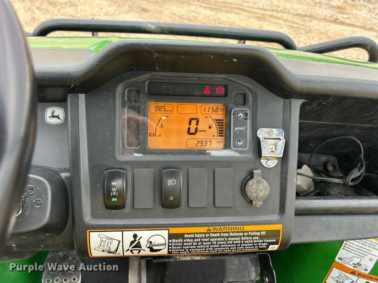 image for item EJ8143 2014 John Deere  Gator 825 utility vehicle