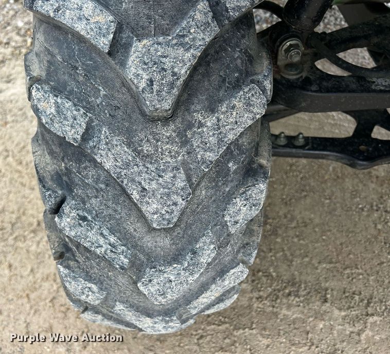 image for item EJ8143 2014 John Deere  Gator 825 utility vehicle