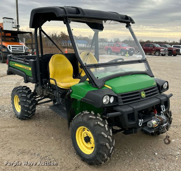 image for item EJ8144 2011 John Deere Gator 625i utility vehicle