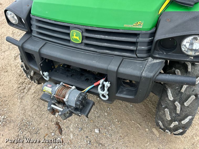 image for item EJ8144 2011 John Deere Gator 625i utility vehicle