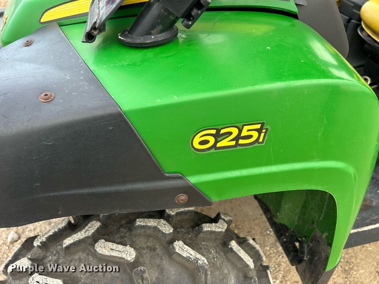 image for item EJ8144 2011 John Deere Gator 625i utility vehicle