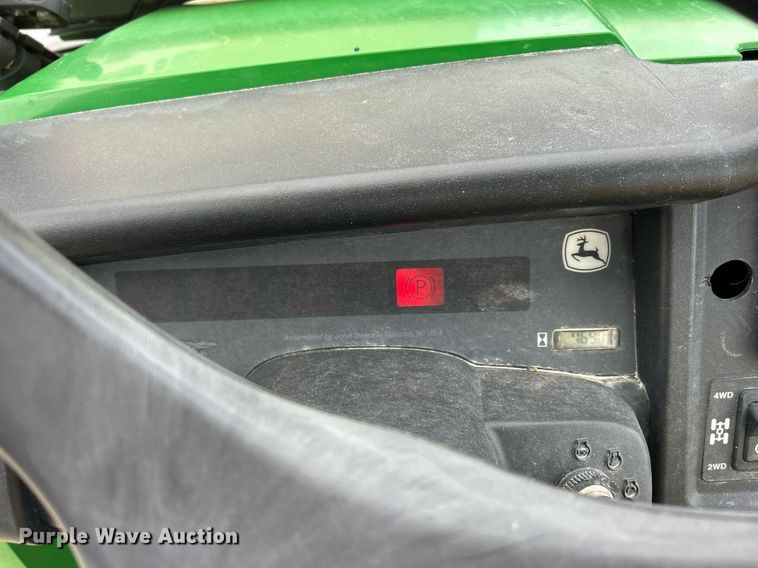 image for item EJ8144 2011 John Deere Gator 625i utility vehicle