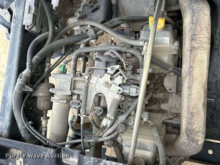 image for item EJ8144 2011 John Deere Gator 625i utility vehicle