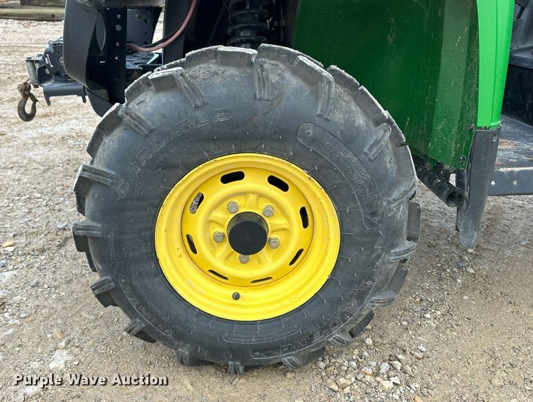 image for item EJ8144 2011 John Deere Gator 625i utility vehicle