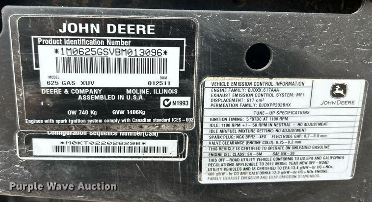 image for item EJ8144 2011 John Deere Gator 625i utility vehicle