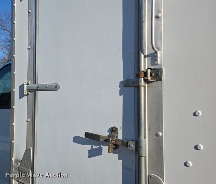 image for item EK2479 Supreme E0302610 box bed