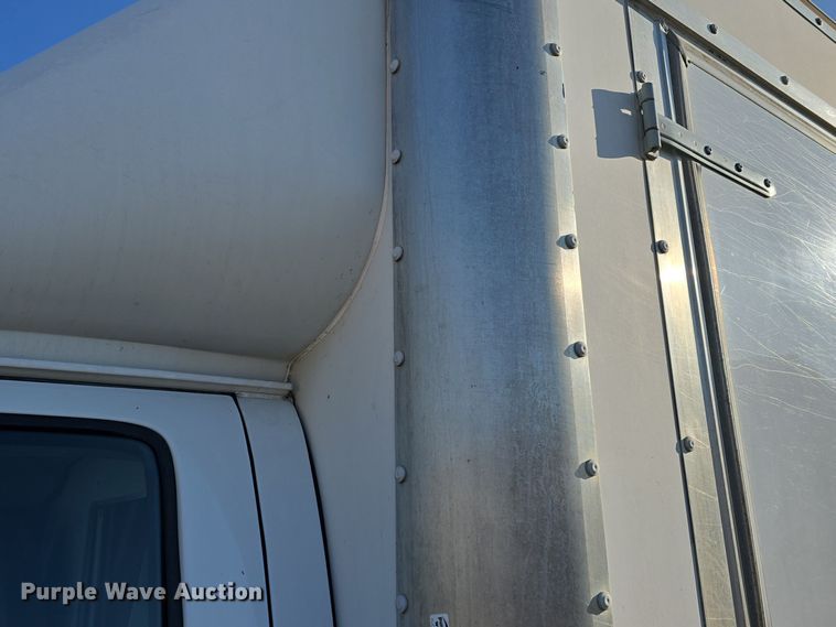 image for item EK2479 Supreme E0302610 box bed