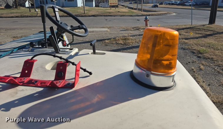 image for item EK2481 Tennant 6400 sweeper