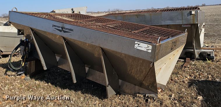 image for item EK2485 (2) Swenson spreaders