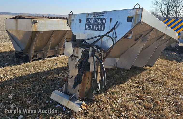 image for item EK2485 (2) Swenson spreaders