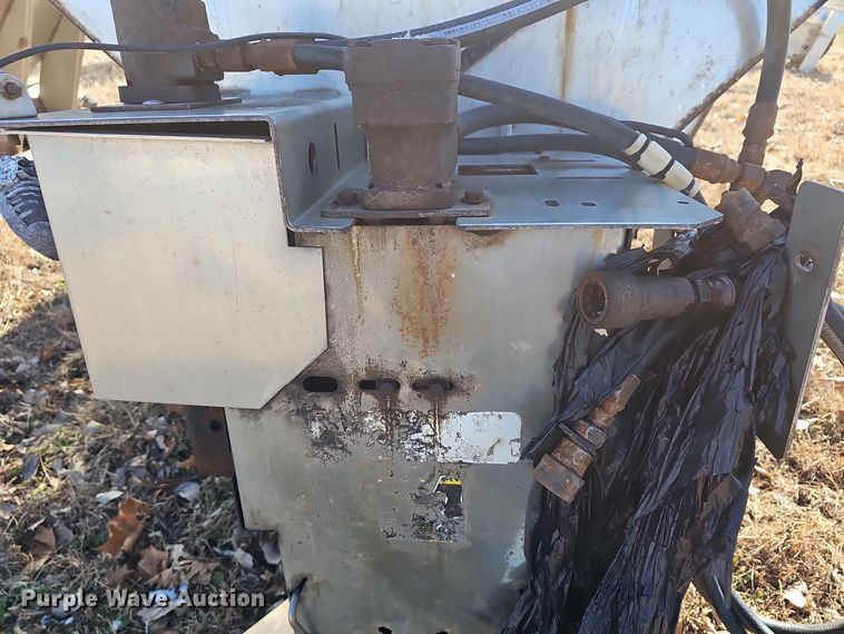 image for item EK2485 (2) Swenson spreaders