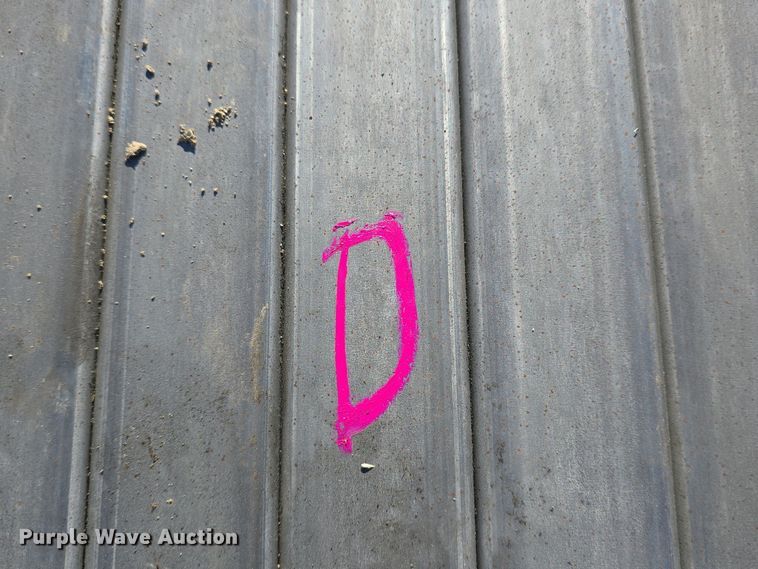 image for item EK2498 (2) bundles of square tubing