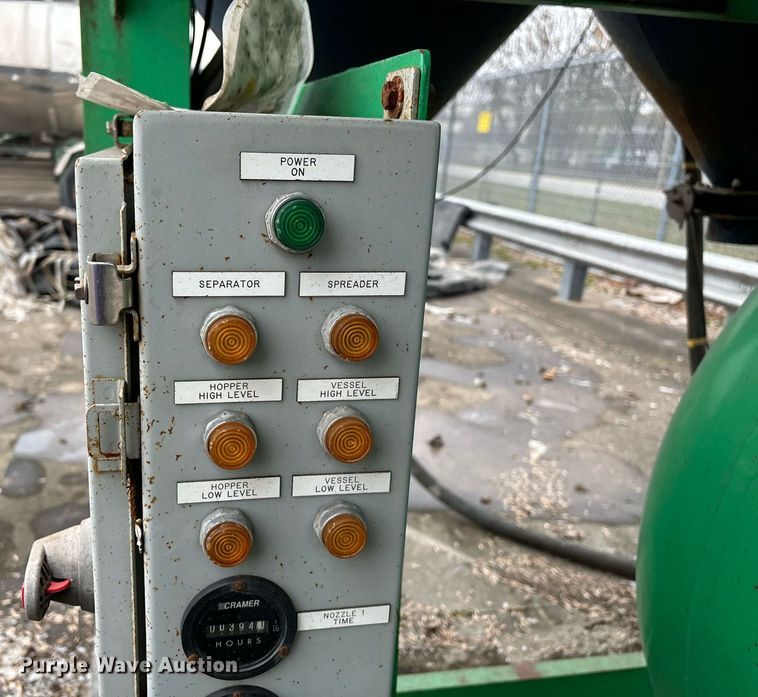 image for item EM0009 Safe Systems MSH-4-24-2 media blaster and recovery system