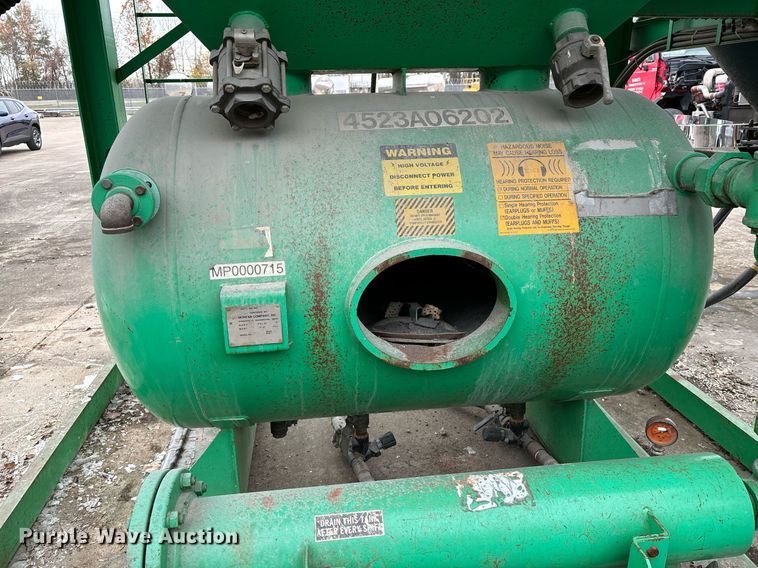 image for item EM0009 Safe Systems MSH-4-24-2 media blaster and recovery system