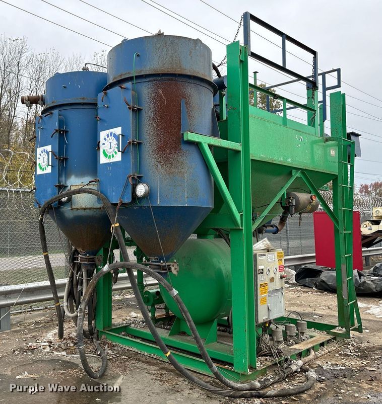 image for item EM0009 Safe Systems MSH-4-24-2 media blaster and recovery system