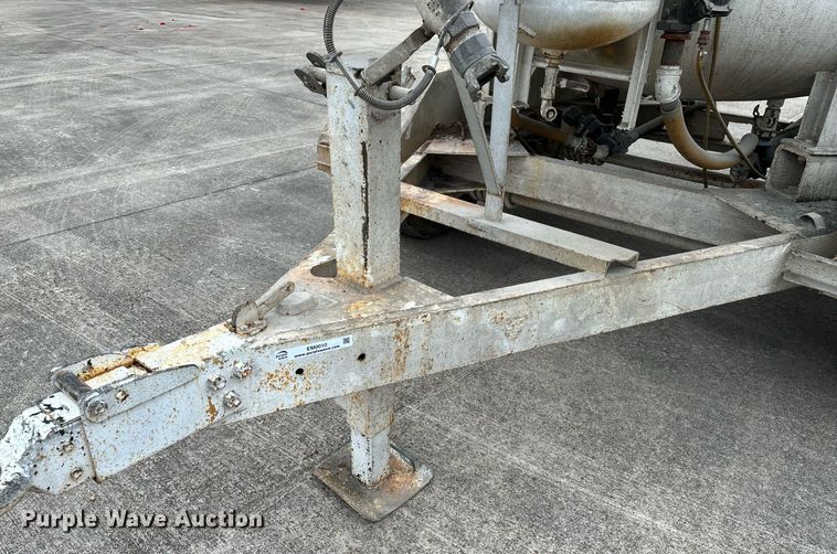 image for item EM0010 1984 Schmidt 160 sand blasting trailer