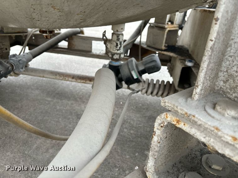 image for item EM0010 1984 Schmidt 160 sand blasting trailer