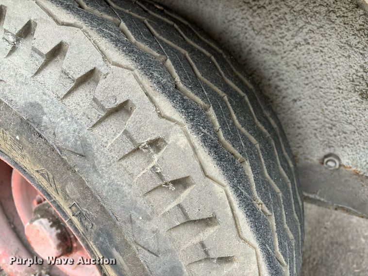 image for item EM0010 1984 Schmidt 160 sand blasting trailer