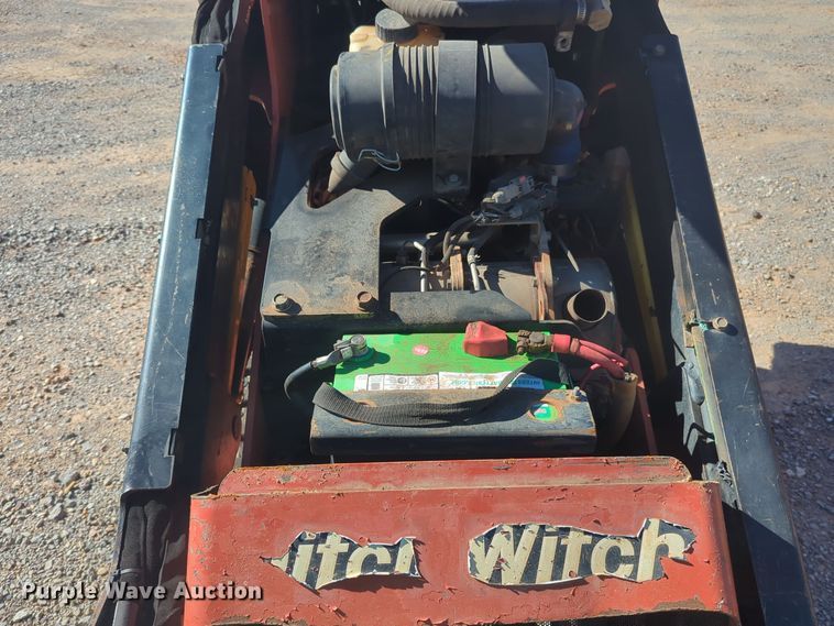 image for item EQ2496 2015 Ditch Witch SK850 compact utility loader