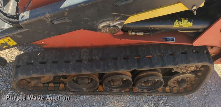 image for item EQ2496 2015 Ditch Witch SK850 compact utility loader