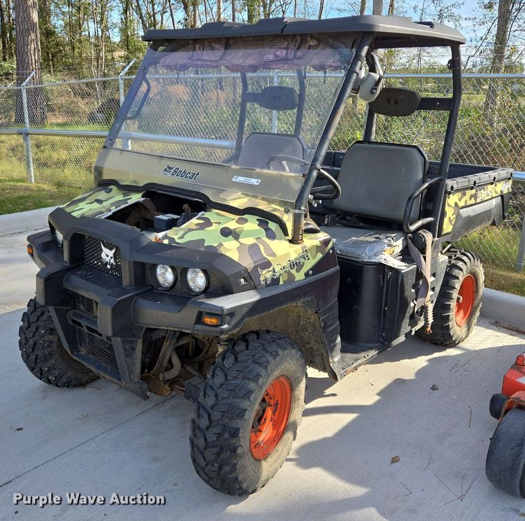 image for item EQ2516 2011 Bobcat utility vehicle