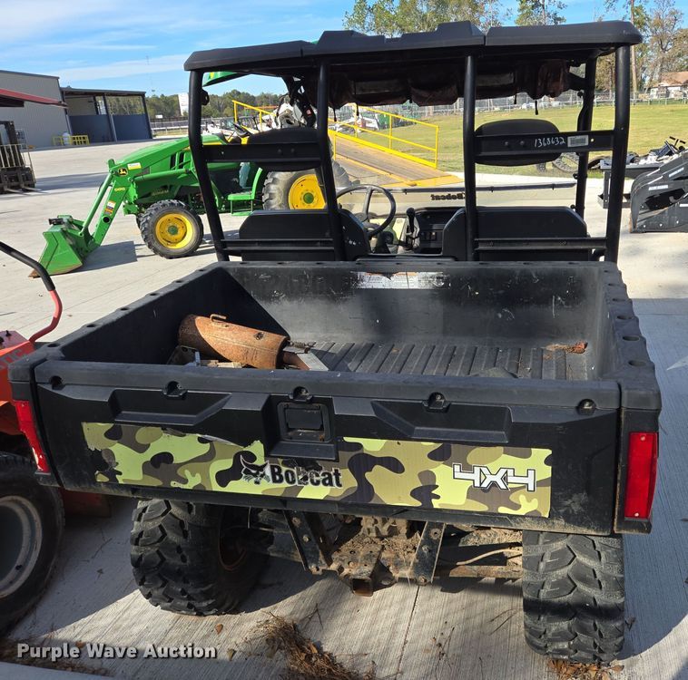 image for item EQ2516 2011 Bobcat utility vehicle