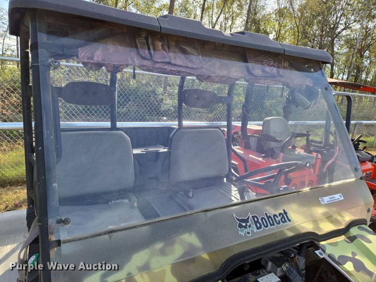 image for item EQ2516 2011 Bobcat utility vehicle