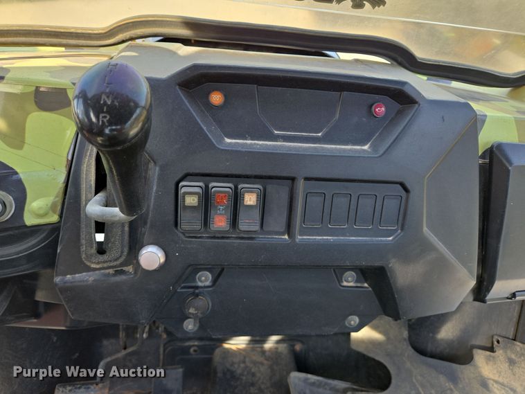 image for item EQ2516 2011 Bobcat utility vehicle