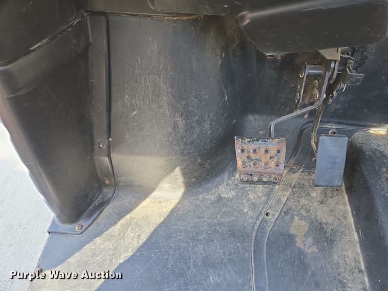 image for item EQ2516 2011 Bobcat utility vehicle