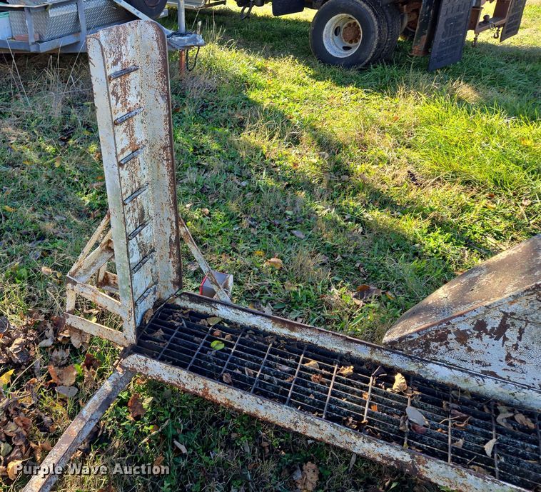 image for item EQ3611 2018 Balcrank 16005 equipment trailer